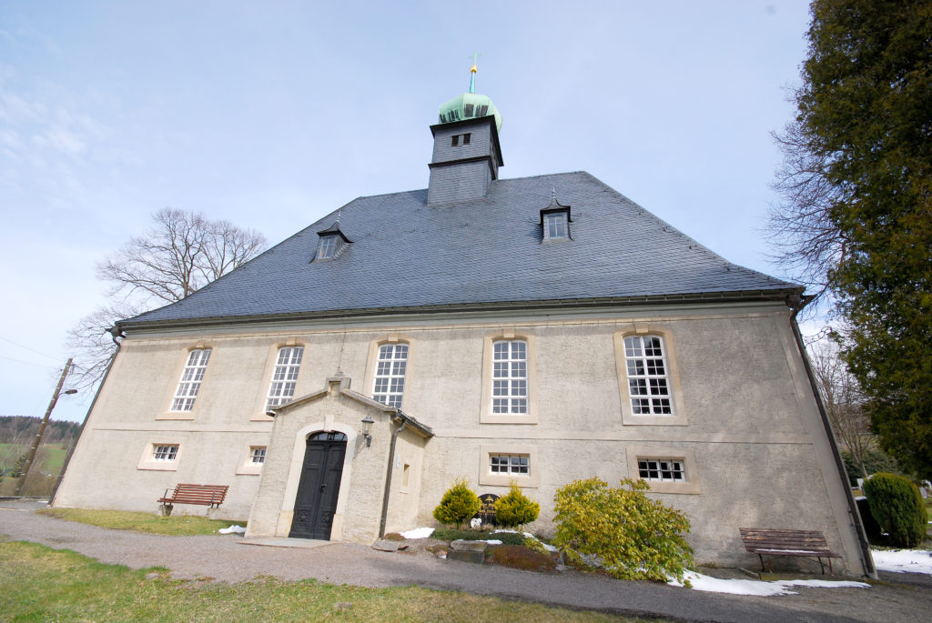 Kirche Oberneuschönberg - Außenansicht